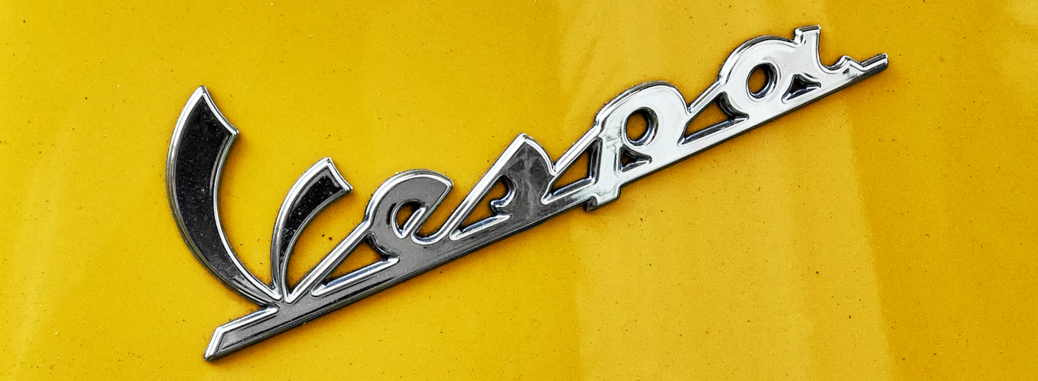 Legendärer Vespa Schriftzug Vespa Schriftzug
